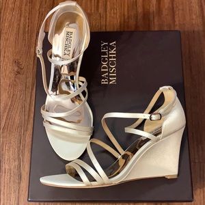 Badgely Mischka Bonanza heel wedges